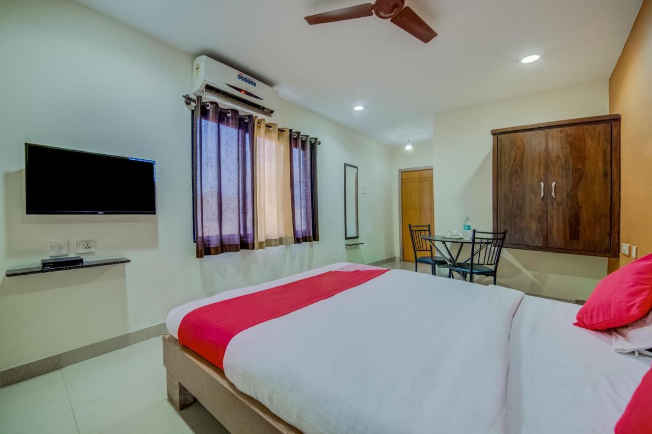 Oyo 18431 Hotel Celestee Grand Hyderabad Ngoại thất bức ảnh